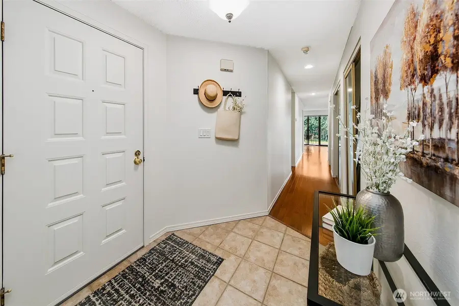 16929 Inglewood Road Ne #C305, Kenmore, WA 98028 - #2