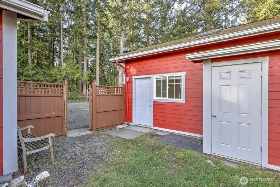 302 S Seventh Avenue, Port Hadlock, WA 98339 - #3