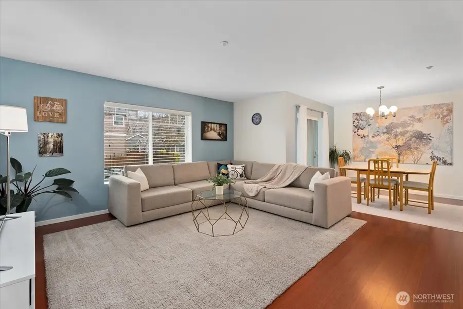 1905 24th Avenue Ne #202, Issaquah, WA 98029 - #2