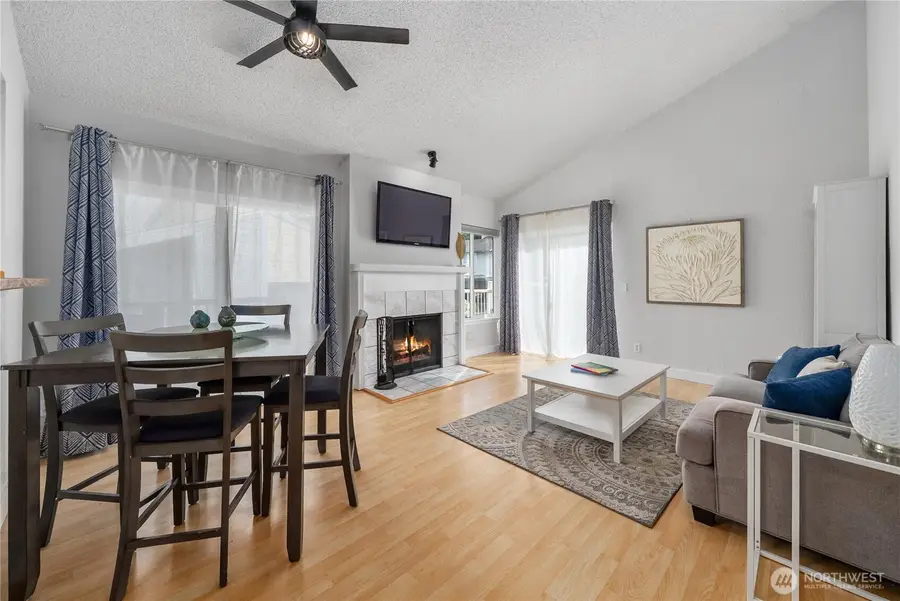 14401 SE Petrovitsky Road #G204, Renton, WA 98058 - #2