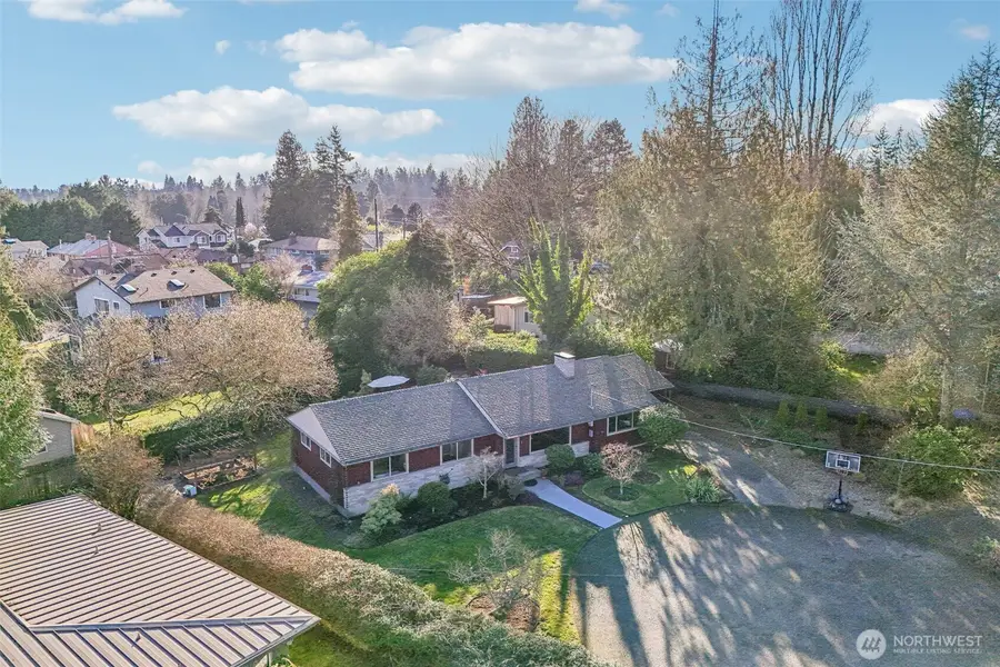 11537 Corliss Avenue N, Seattle, WA 98133 - #2