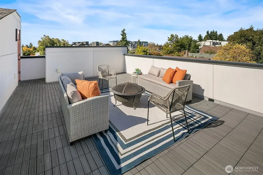 8326 14th Avenue Nw, Seattle, WA 98117 - #3