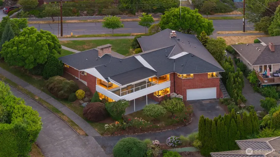 6070 Seward Park Avenue S, Seattle, WA 98118 - #2