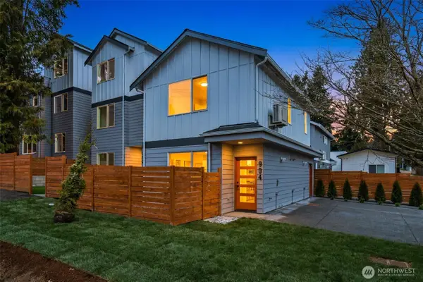 904 N 107th Street, Seattle, WA 98133