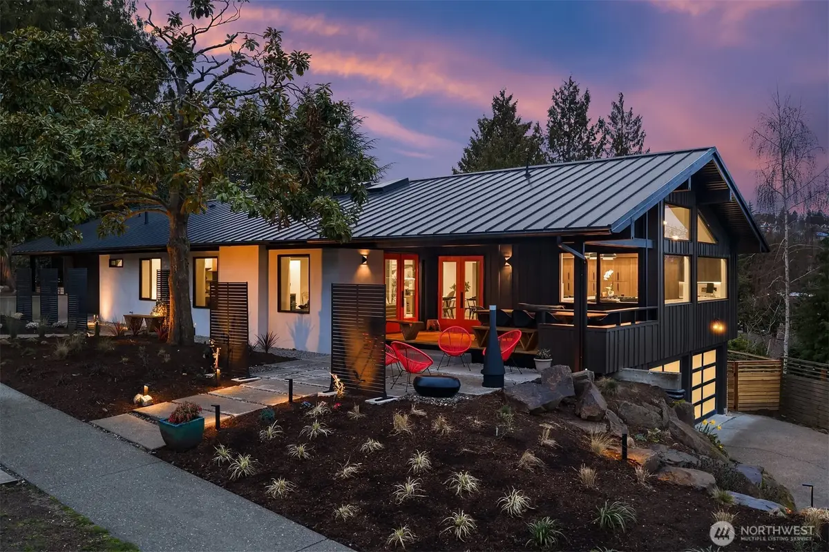 5010 NE 52nd Street, Seattle, WA 98105 - #1