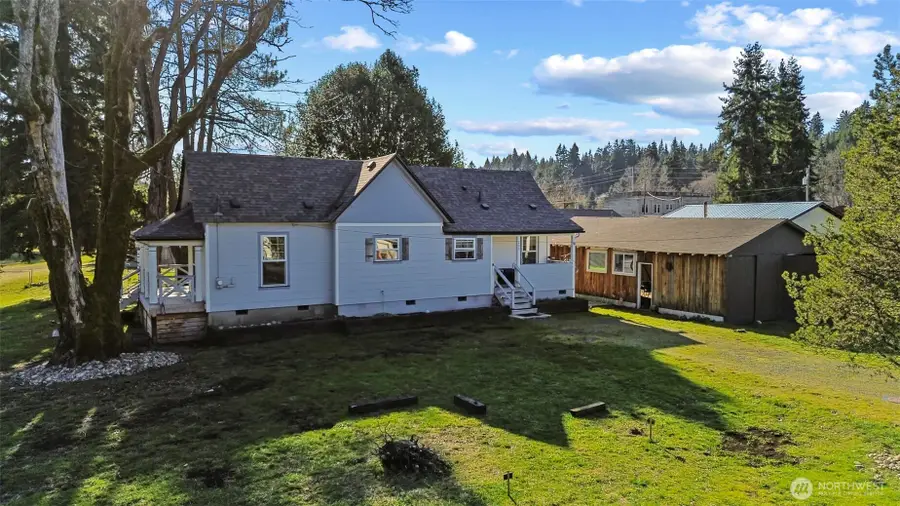 203 E 6th St, Bucoda, WA 98530 - #3
