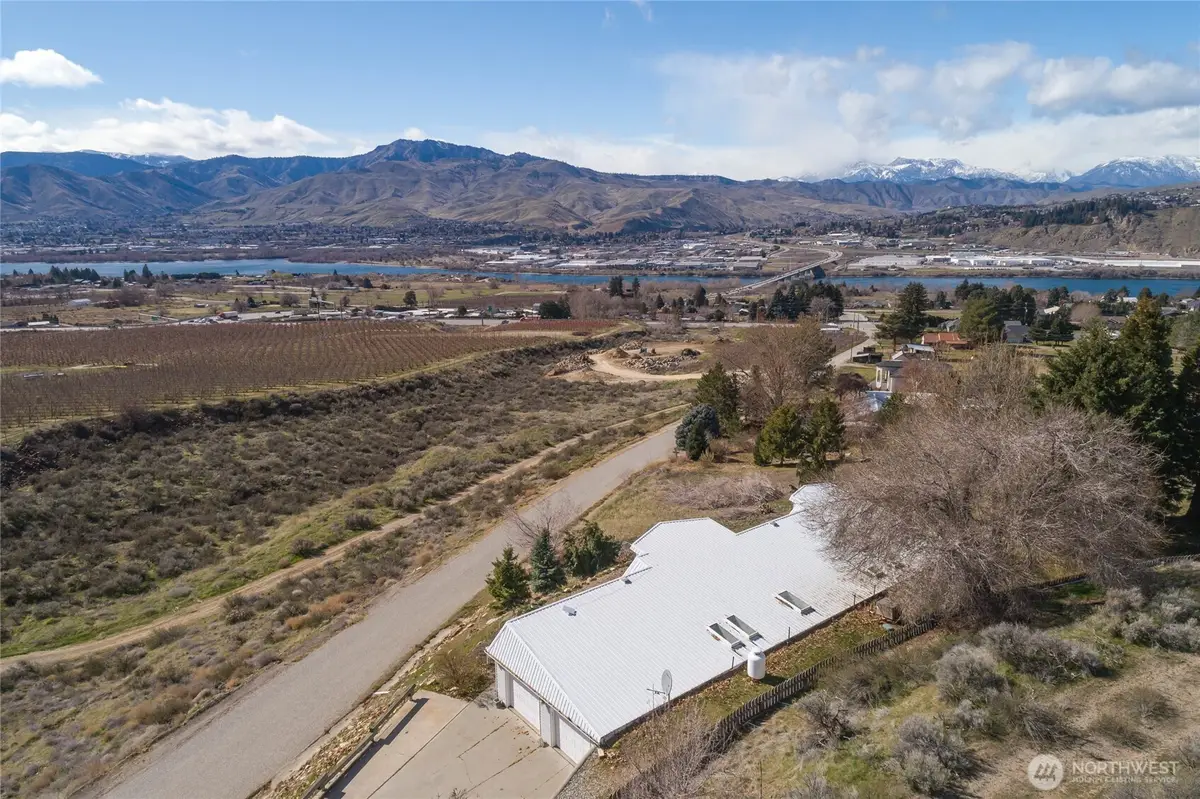 71 Blue Grade Road, East Wenatchee, WA 98802 - #1