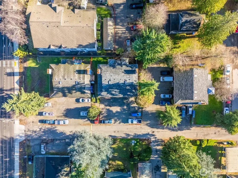 3201 S 208th Street, Seatac, WA 98198 - #2