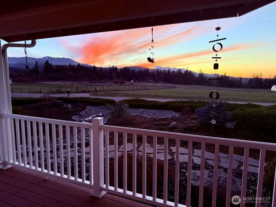 2270 S 7th Avenue, Sequim, WA 98382 - #2