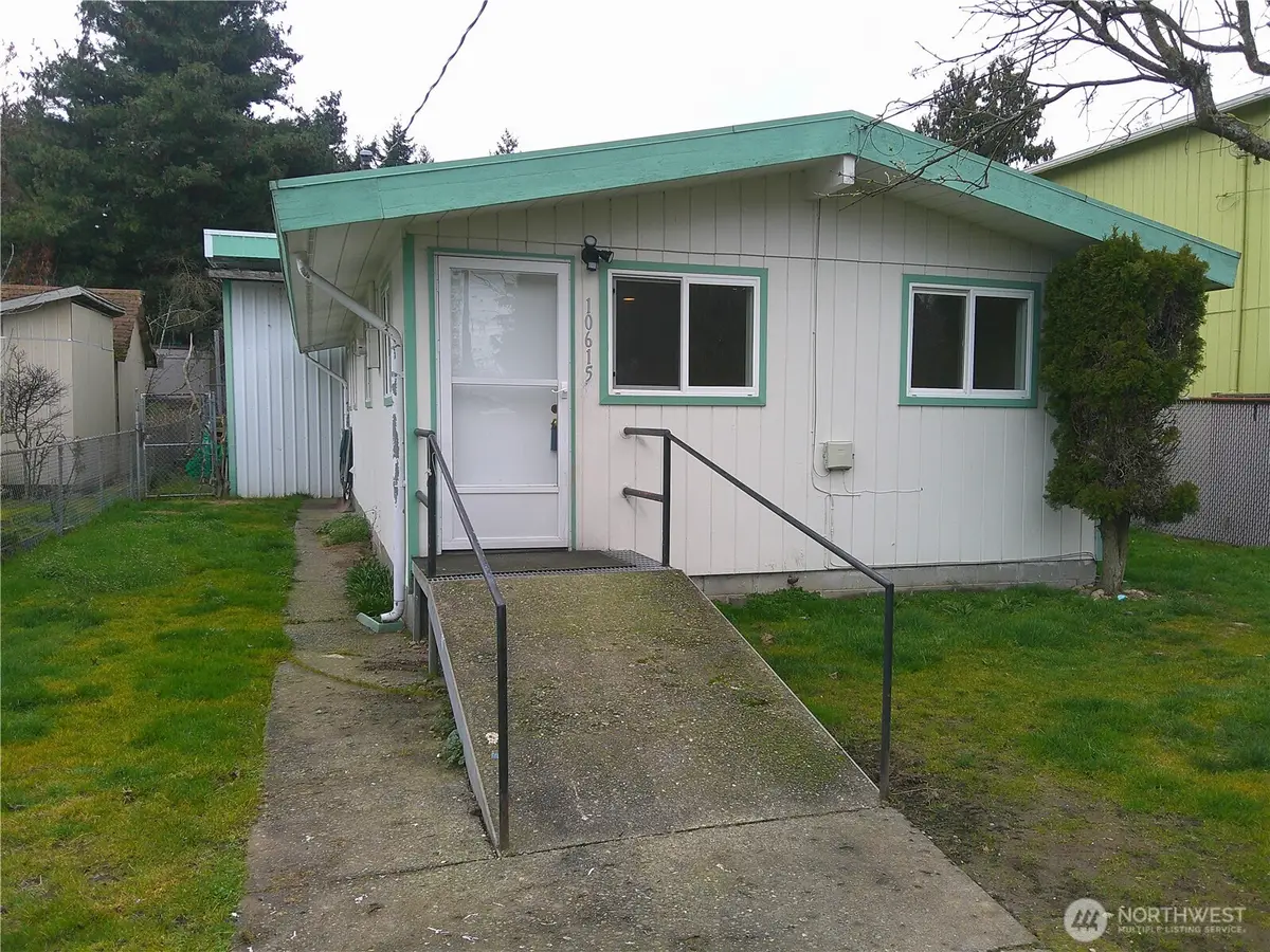 10615 18th Avenue Sw, Seattle, WA 98146 - #1