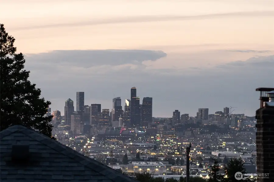 10205 Occidental Avenue S, Seattle, WA 98168 - #2