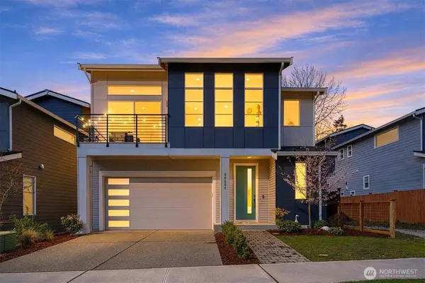 22532 70th Place W, Mountlake Terrace, WA 98043