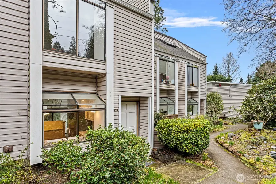 19805 15th Avenue Ne #3, Shoreline, WA 98155 - #2