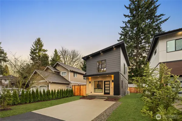 13009 NE 104th Place, Kirkland, WA 98033