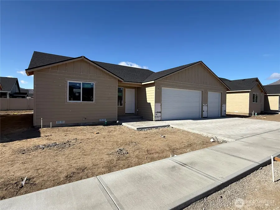 138 Salmon Drive, Wenatchee, WA 98801 - #2