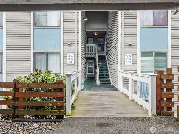 31507 106 Place Se #S105, Auburn, WA 98092