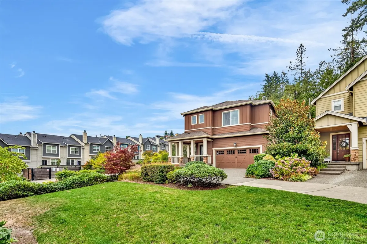 1705 NE Falls Dr, Issaquah, WA 98029 - #1