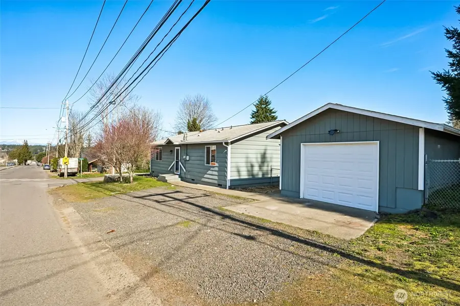 405 E Bellevue Avenue, Shelton, WA 98584 - #2