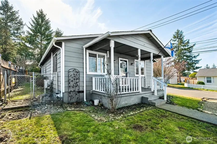 405 E Bellevue Avenue, Shelton, WA 98584 - #3