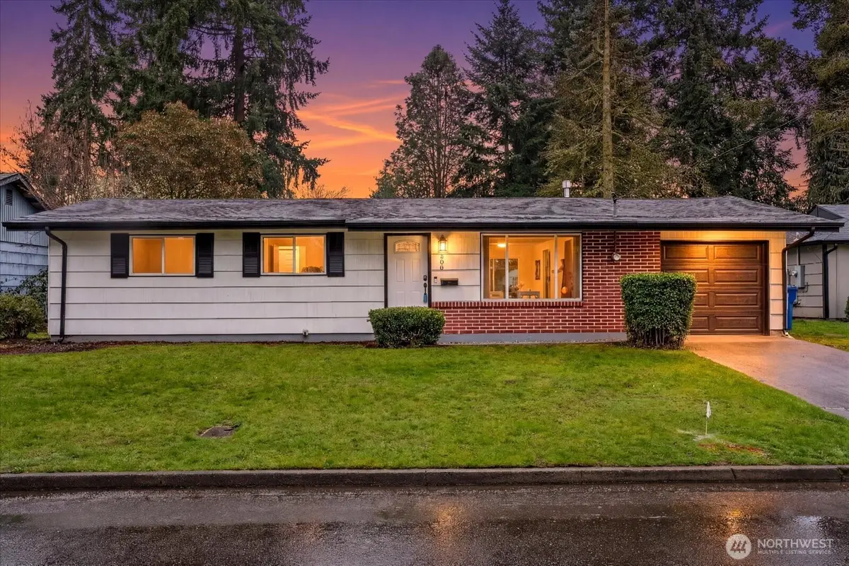 606 25th Street Se, Auburn, WA 98002 - #1