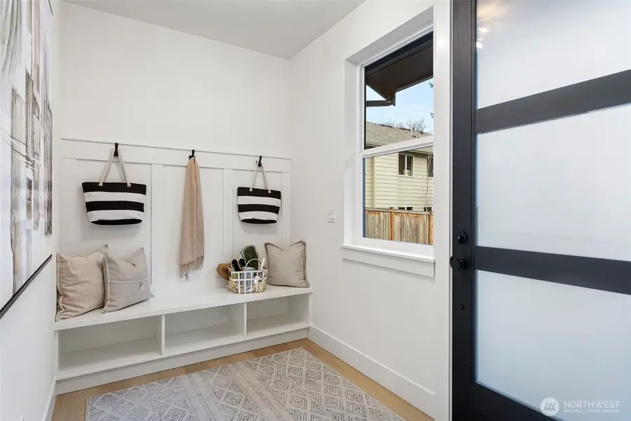 9513 132nd Avenue Ne, Kirkland, WA 98033 - #2