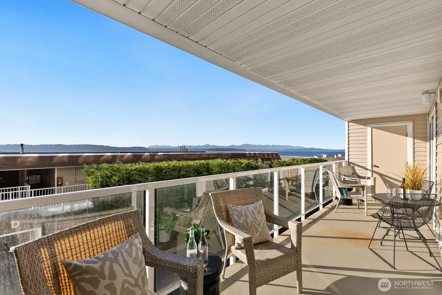 10203 47th Avenue Sw #C5, Seattle, WA 98146 - #2