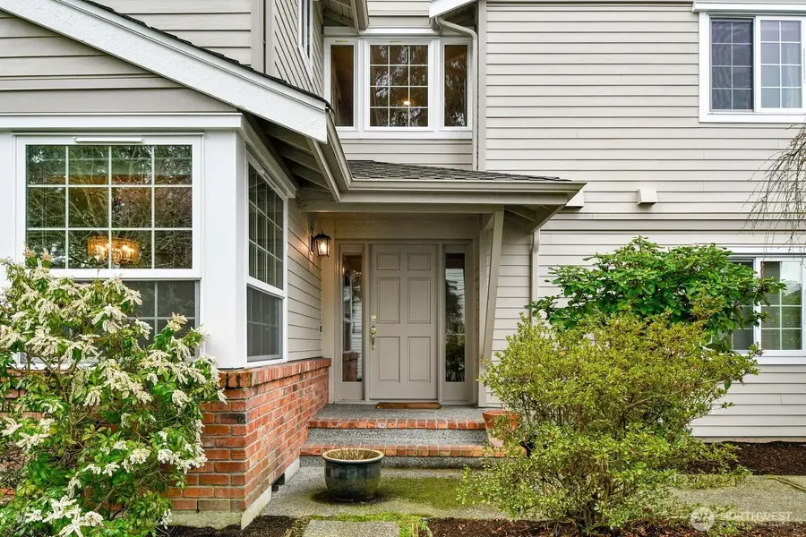 367 145th Place Se, Bellevue, WA 98007 - #3