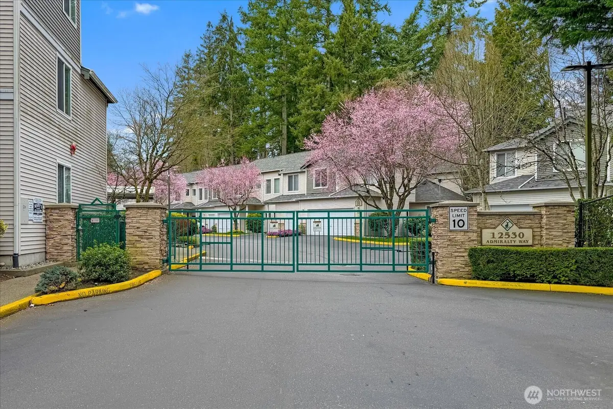 12530 Admiralty Way #J302, Everett, WA 98204 - #1