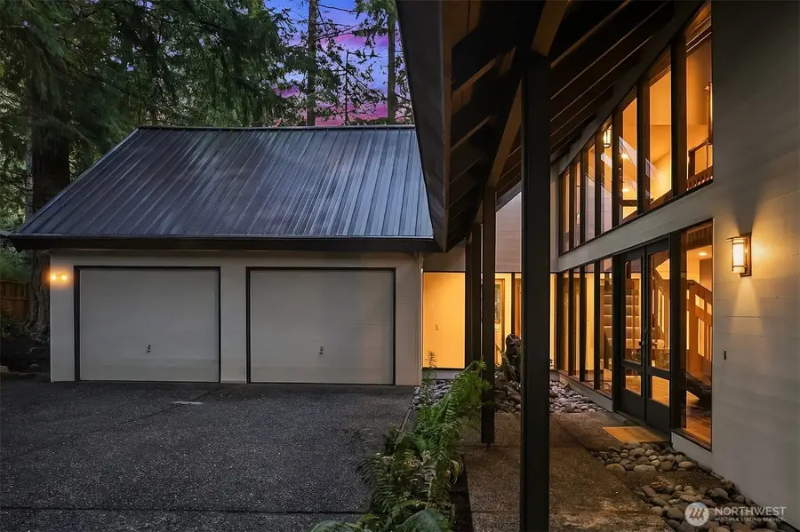 9027 SE 50th Street, Mercer Island, WA 98040 - #2