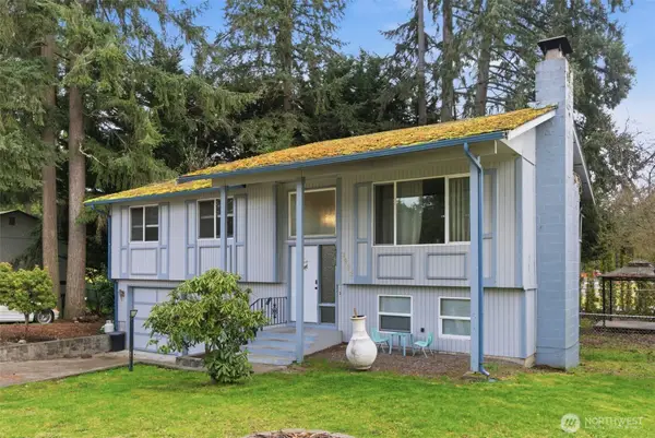 3902 E 246th St, Spanaway, WA 98387