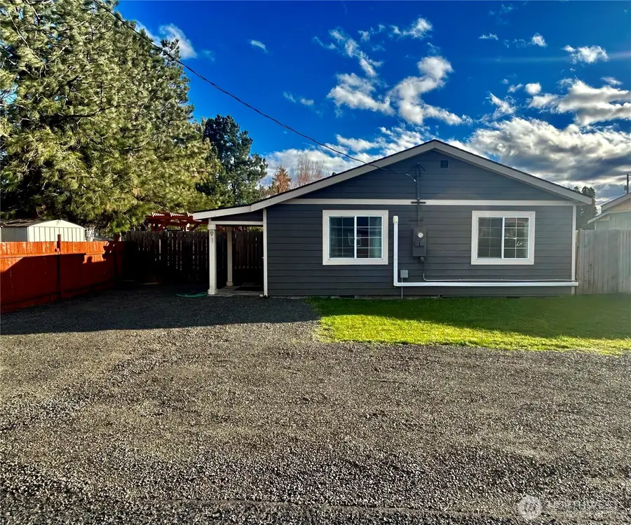 91 Main Street, Touchet, WA 99360 - #2