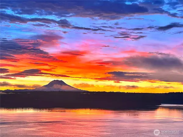 9513 Villa Beach Road, Anderson Island, WA 98303