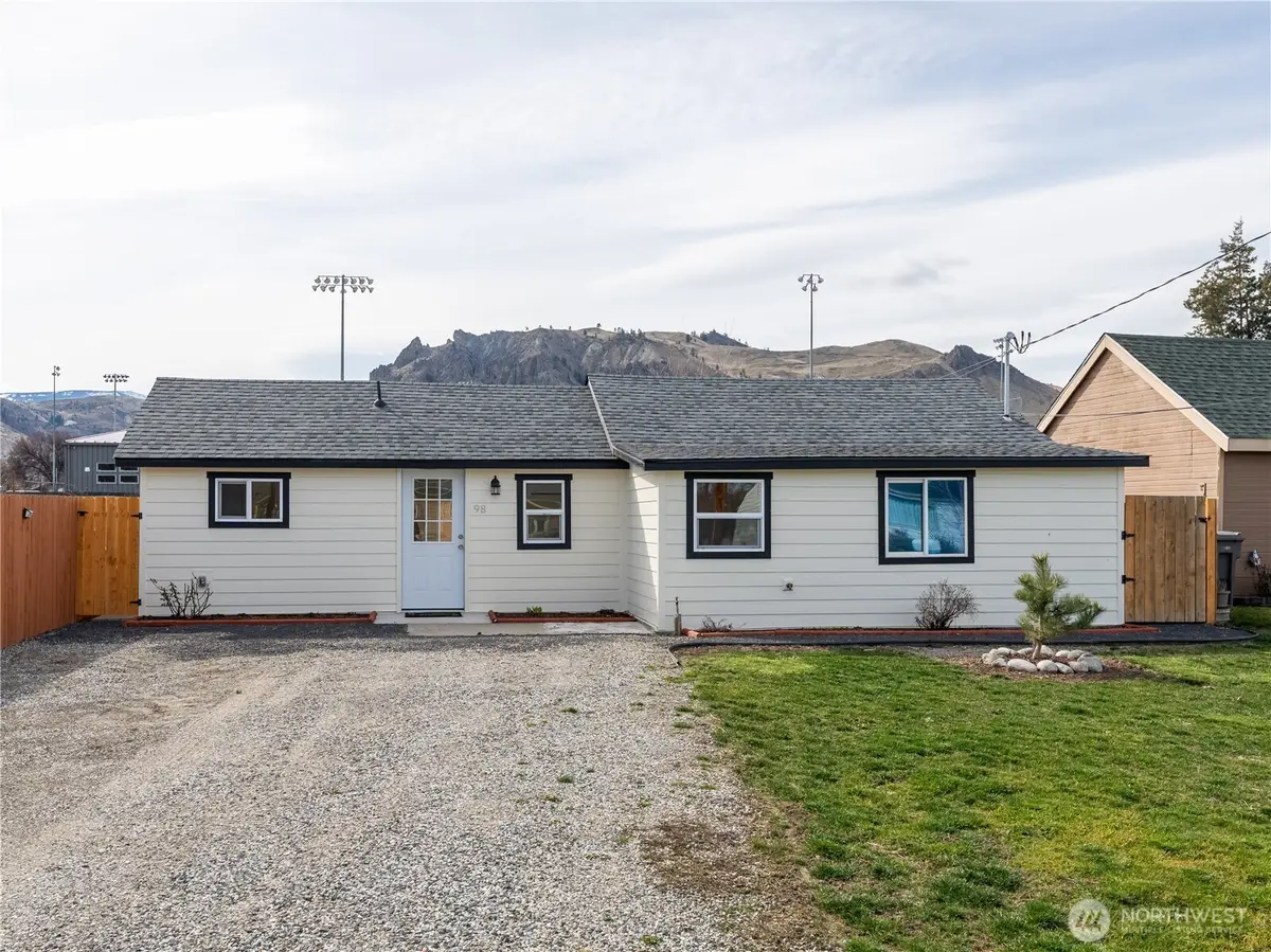98 Fuller Street, Wenatchee, WA 98801 - #1