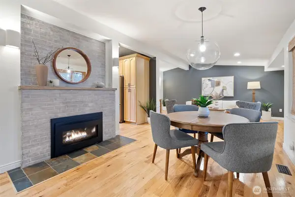 21614 SE 259th Street, Maple Valley, WA 98038