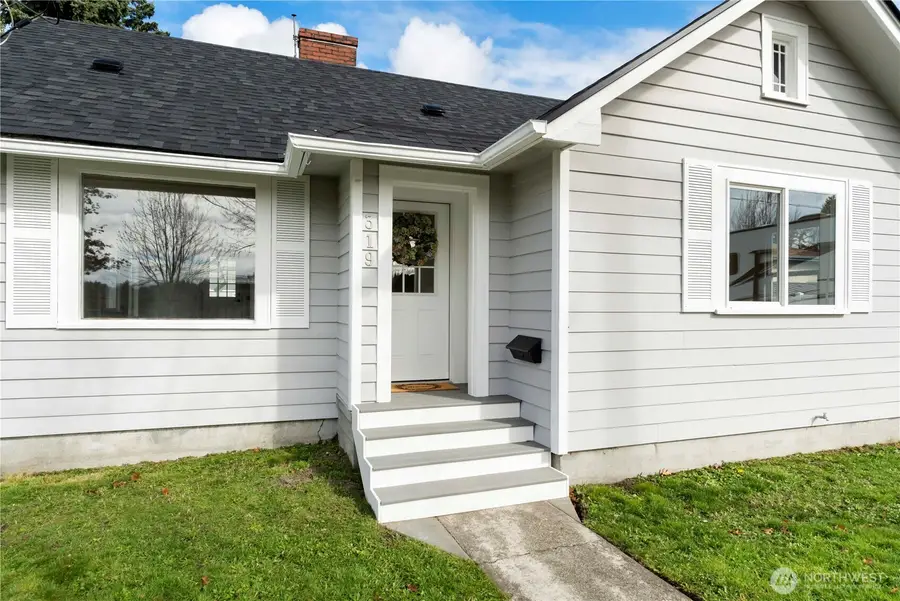 319 4th Avenue Se, Puyallup, WA 98372 - #3