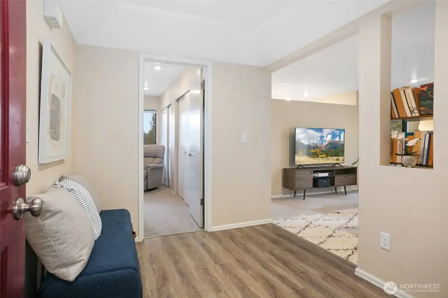 9009 Avondale Road Ne #J120, Redmond, WA 98052 - #3