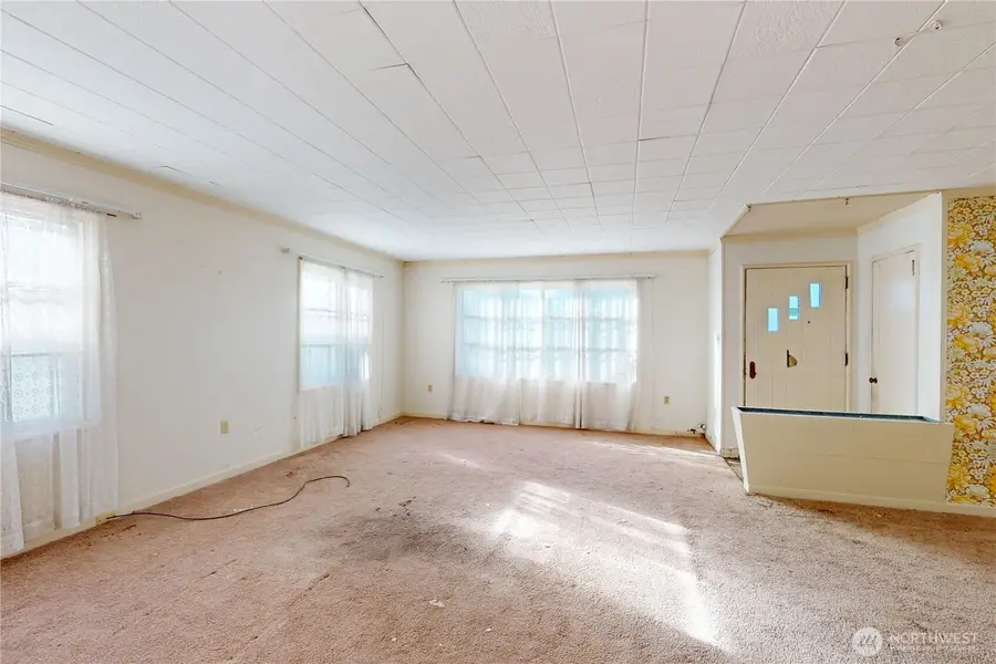 237 Emerson Avenue, Hoquiam, WA 98550 - #2