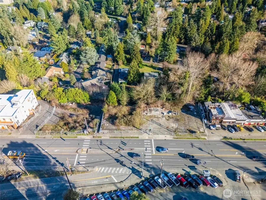 10400 Lake City Way Ne, Seattle, WA 98125 - #3