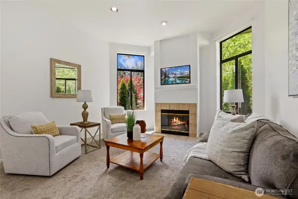 9009 Avondale Road Ne #M226, Redmond, WA 98052