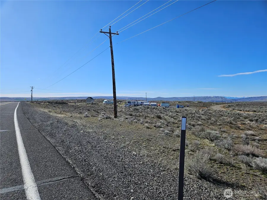 1819 Thoroughbred Drive #18, Ephrata, WA 98823 - #2