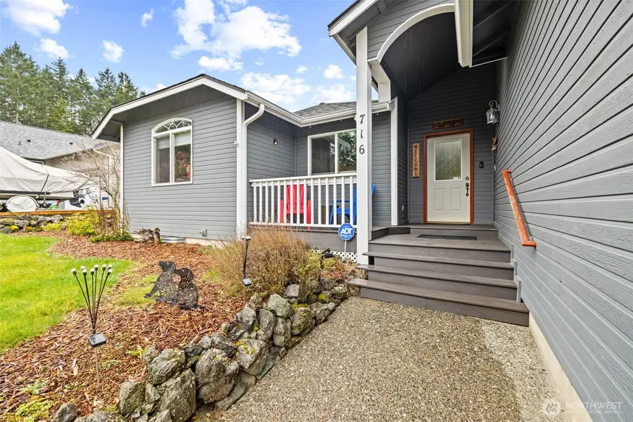 716 S N Street, Port Angeles, WA 98363 - #2