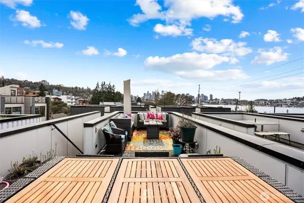 2239 Minor Ave E #C, Seattle, WA 98102