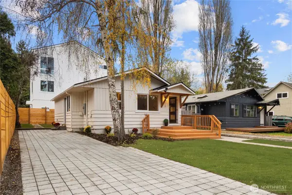 9029 4th Avenue Nw, Seattle, WA 98117