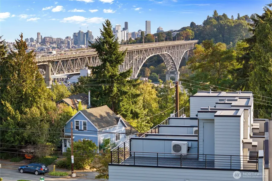 722 N 36th Street, Seattle, WA 98103 - #2