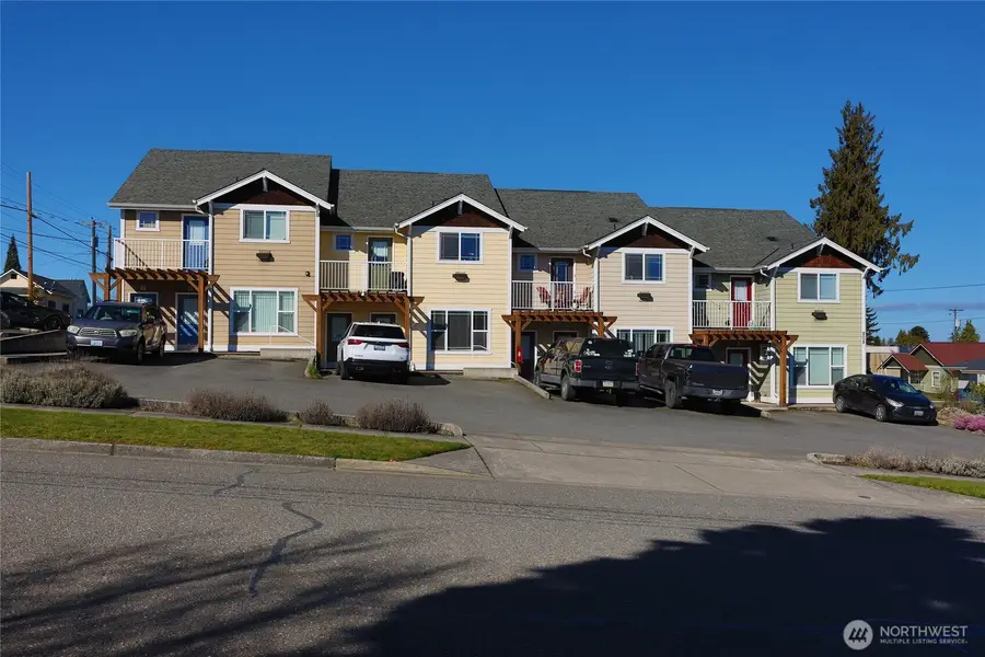 808 S Chase Street, Port Angeles, WA 98362 - #3