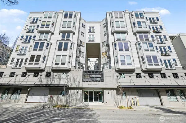 3028 Western Avenue #214, Seattle, WA 98121