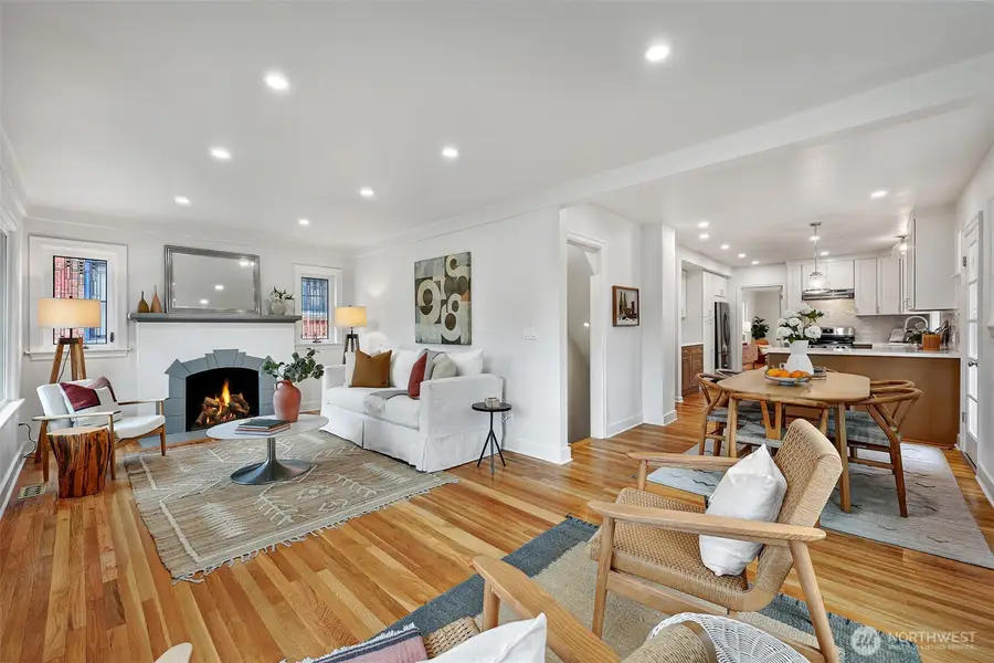 7506 Dibble Avenue Nw, Seattle, WA 98117 - #3