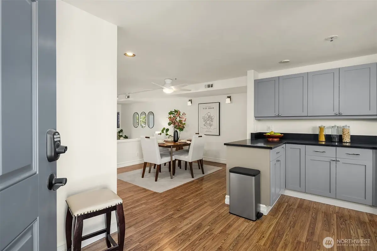 9039 NE Juanita Drive #305, Kirkland, WA 98034 - #1