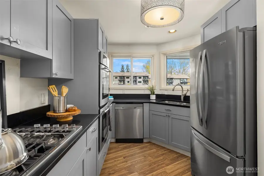 9039 NE Juanita Drive #305, Kirkland, WA 98034 - #2