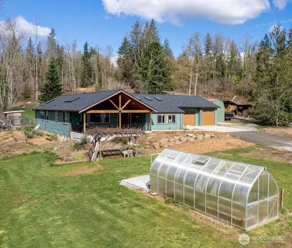 25218 SE 240th Street, Maple Valley, WA 98038